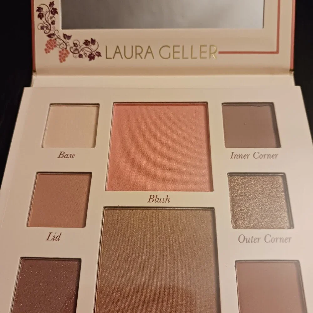 Laura Geller's face palette - Picture 3 of 11